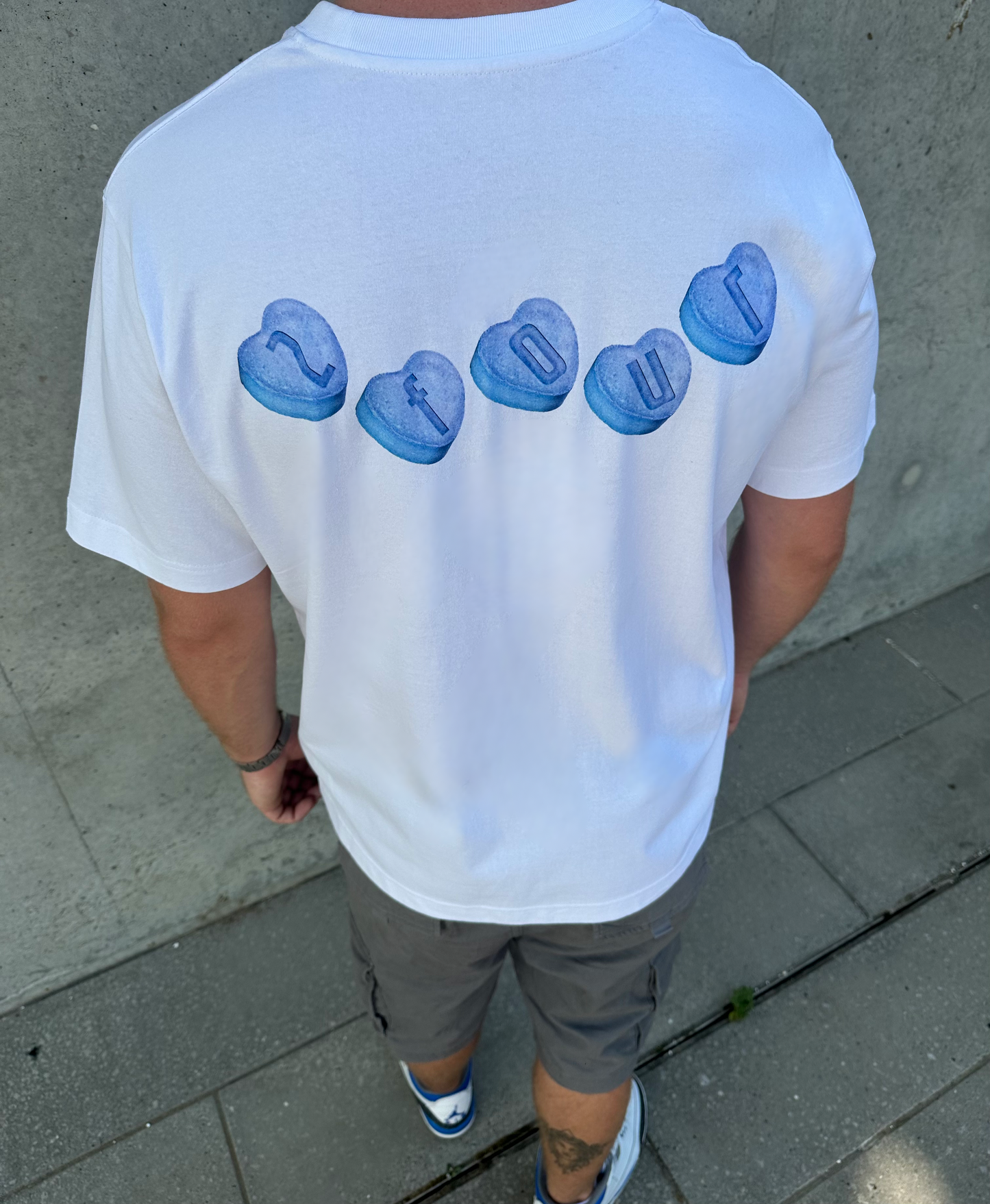 SWEET LOVE TEE - WHITE/BLUE